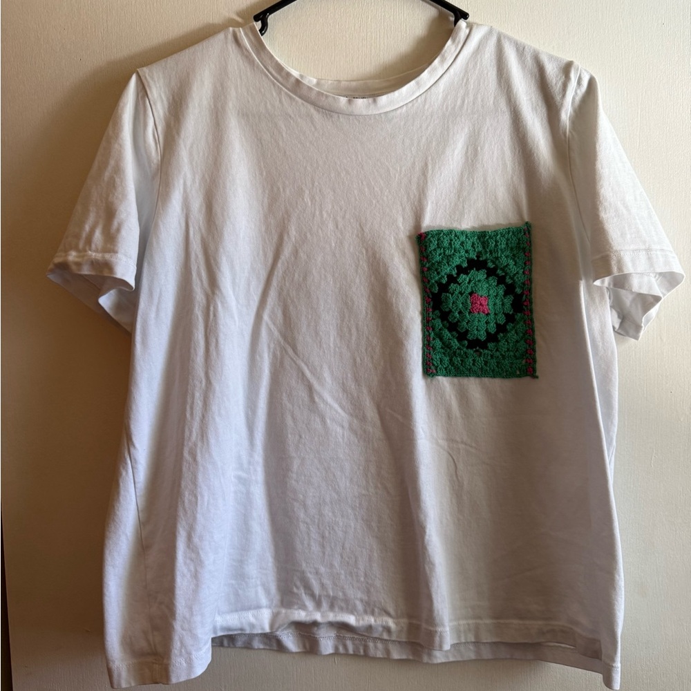 Zara White Tee with Green Patterned Pocket